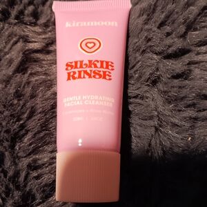 Silkie Rinse Gentle Hydrating Facial Cleanser - Pink